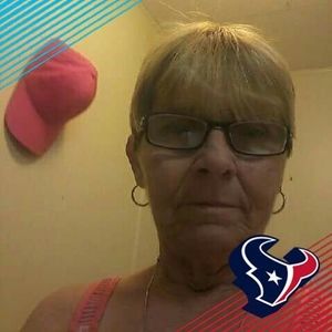 Meet your Posher, Deborah